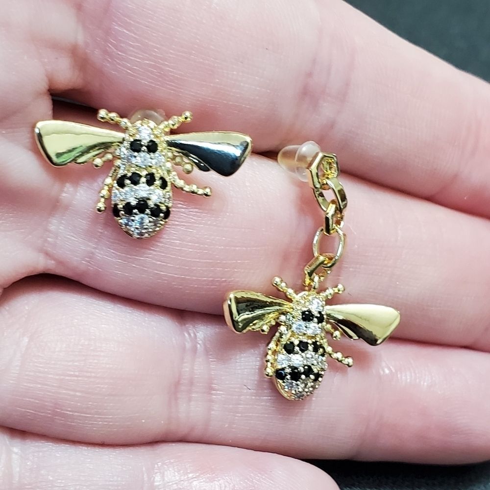 Gold tone bee earrings